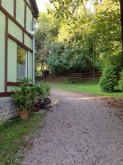 Photos of Z&ouml;ld&ouml;vezet Vend&eacute;gh&aacute;z