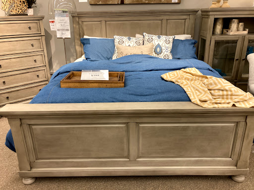 Furniture Store «Ashley HomeStore», reviews and photos, 3200 Mall Loop Dr, Joliet, IL 60431, USA