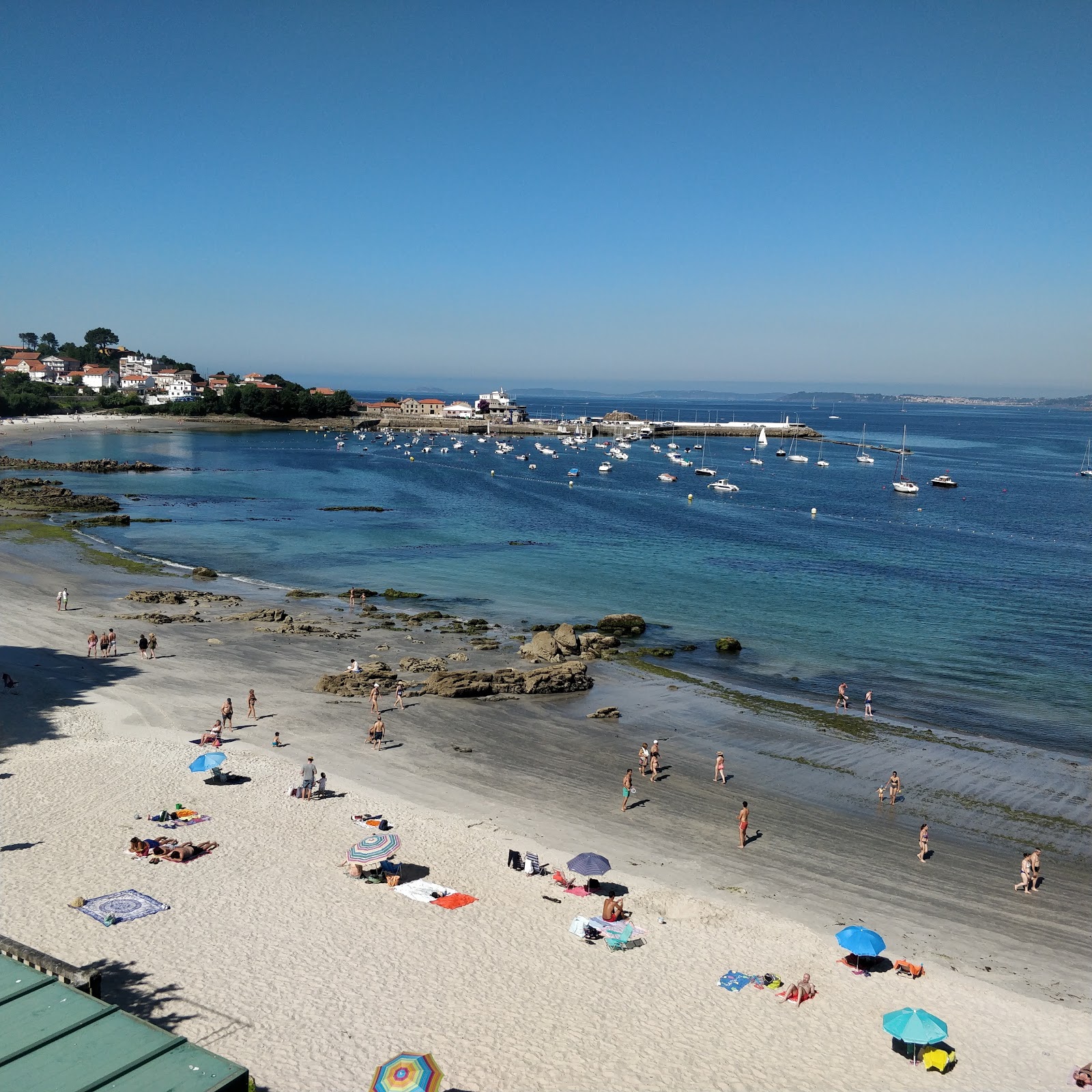 Valokuva Praia de Agueteista. mukavuudet alueella