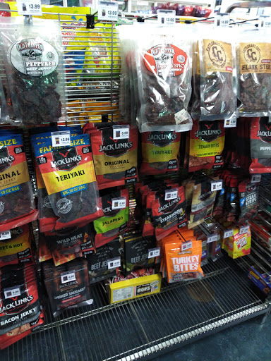 Gas Station «Thorntons», reviews and photos, 7301 Kingsgate Way, West Chester Township, OH 45069, USA