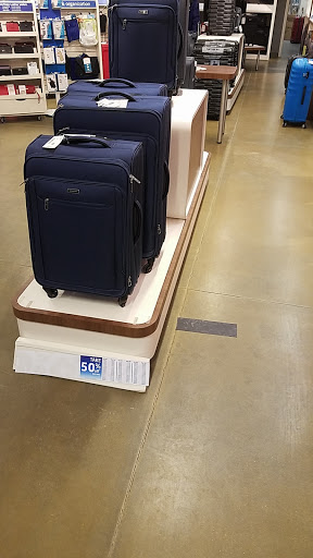 Luggage storage facility Lowell