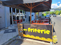 Photos du propriétaire du Friterie La Baraque à frites '' Les ch'tites Frangines'' à La Bourboule - n°2