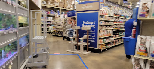 Pet Supply Store «PetSmart», reviews and photos, 13337 Worth Ave, Woodbridge, VA 22192, USA
