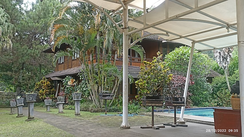 Villa Amethyst Lembang