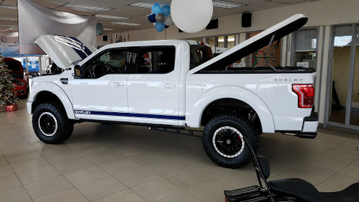 Car Dealer «Kunes Country Ford Stateline Superstore», reviews and photos, 104 IL-173, Antioch, IL 60002, USA