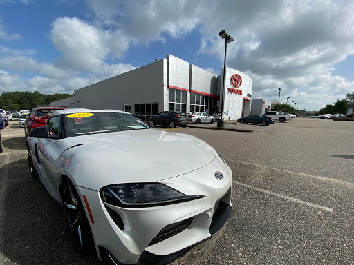 Toyota Dealer «Springhill Toyota», reviews and photos, 3062 Government Blvd, Mobile, AL 36606, USA