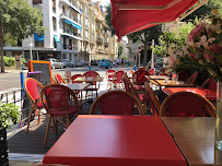 Atmosphère du Restaurant Le Victor Hugo à Nice - n°1