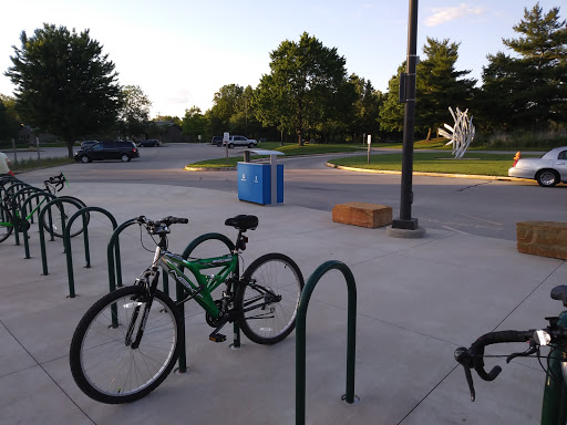 Swim Club «Crystal Lake Park Family Aquatic Center», reviews and photos, 1401 N Broadway Ave, Urbana, IL 61801, USA