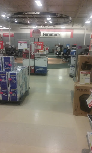 Office Supply Store «Staples», reviews and photos, 8170 Mall Pkwy, Lithonia, GA 30038, USA
