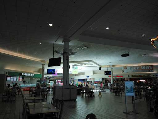 Clothing Store «Aéropostale», reviews and photos, 451 Eagle Ridge Mall Entrance, Lake Wales, FL 33859, USA