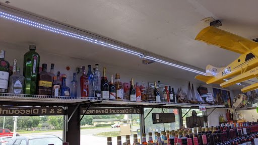 Liquor Store «Sunset Point Liquors», reviews and photos, 2516 Sunset Point Rd, Clearwater, FL 33765, USA