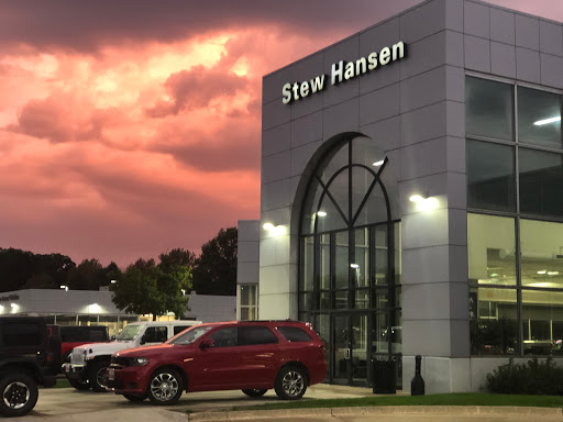 Car Dealer «Stew Hansen Dodge Ram Chrysler Jeep», reviews and photos, 12103 Hickman Rd, Des Moines, IA 50323, USA