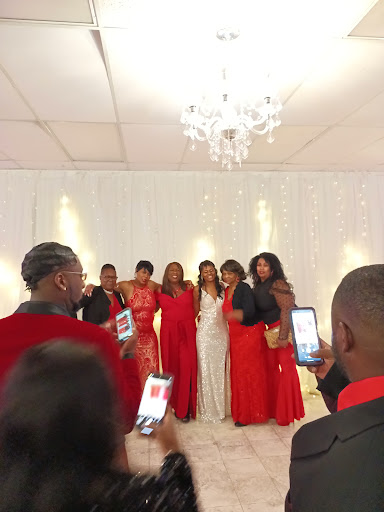 Shopping Mall «New London Plaza Shopping Center», reviews and photos, 2296 Henry Clower Blvd SW, Snellville, GA 30078, USA