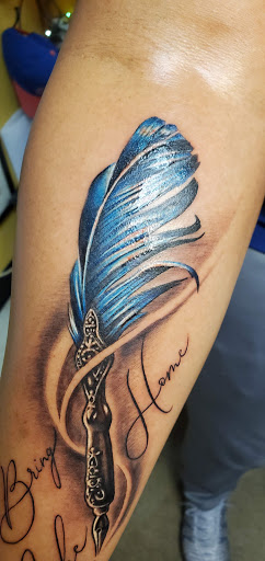 Tattoo Shop «Creative Instincts Tattoo Shelton», reviews and photos, 128 Center St, Shelton, CT 06484, USA