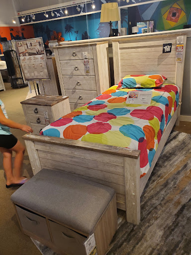 Furniture Store «American Furniture Warehouse», reviews and photos, 1700 S Abilene St, Aurora, CO 80012, USA