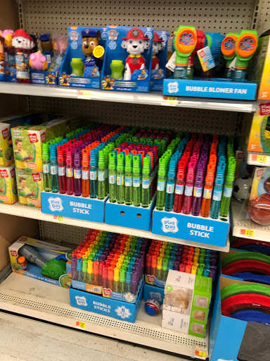 Discount Store «Walmart», reviews and photos, 6594 Mayfield Rd, Mayfield Heights, OH 44124, USA