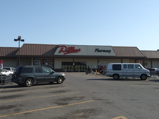 Grocery Store «Dillons», reviews and photos, 3020 E Douglas Ave, Wichita, KS 67214, USA