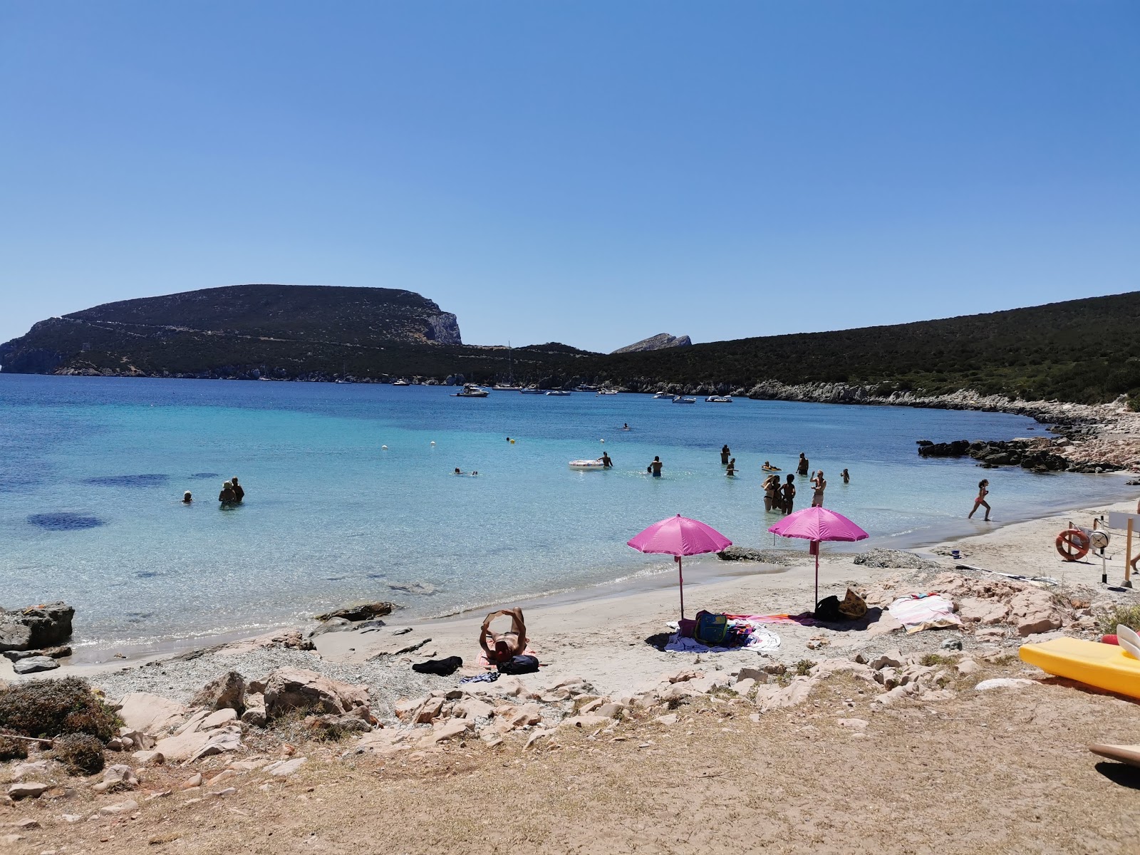 Cala Calcina'in fotoğrafı çok temiz temizlik seviyesi ile