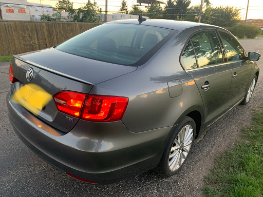 Used Car Dealer «Luxury Cars Xchange», reviews and photos, 15523 Weber Rd #103, Lockport, IL 60441, USA