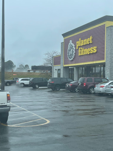 Gym «Planet Fitness», reviews and photos, 3500 E Race Ave, Searcy, AR 72143, USA