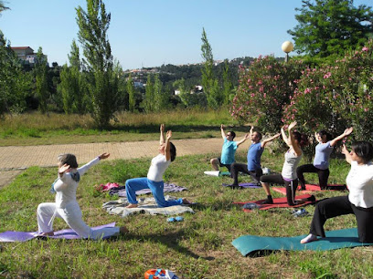 Chintámani - Centro do Yoga de Coimbra - Calçada Gato 76 R/C, Esquerdo, 3000-199 Coimbra, Portugal