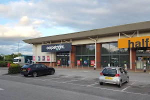Chilwell Retail Park image