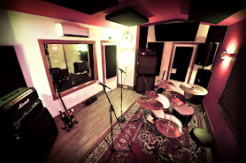 Rock 'N' Raw estudios