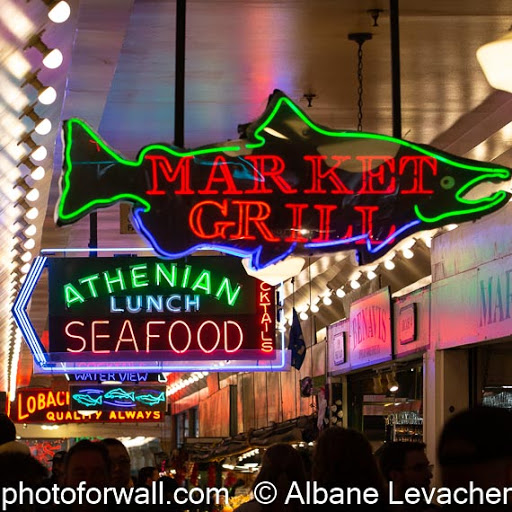 Tourist Attraction «Rachel the Piggy Bank», reviews and photos, Pike St, Seattle, WA 98101, USA