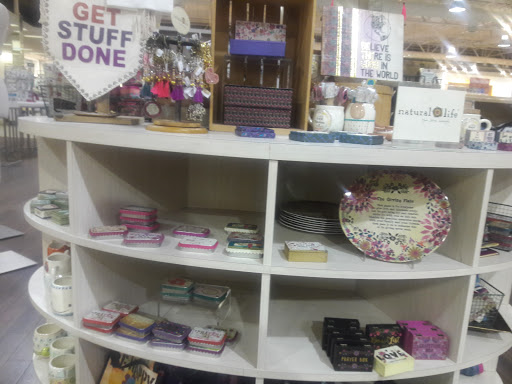 Clothing Store «Bealls Department Store», reviews and photos, 6241 N Davis Hwy, Pensacola, FL 32504, USA