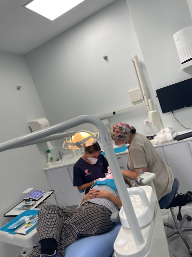 Clínica Dental OMID en Mairena del Aljarafe, Sevilla