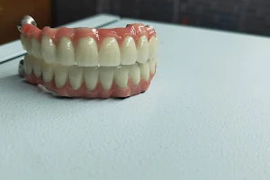 Klone dental lab image