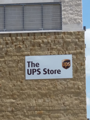 Shipping and Mailing Service «The UPS Store», reviews and photos, 1108 Lavaca St #110, Austin, TX 78701, USA