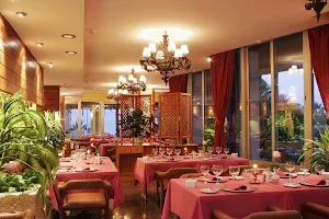Restaurante La Brasería image