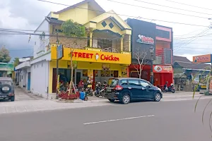 Street Chicken Semanggi image