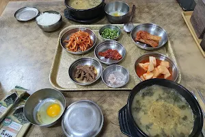 24시콩나물국밥 image