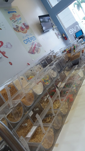 Frozen Yogurt Shop «Yogen Fruz», reviews and photos, 1809 NE 123rd St, North Miami, FL 33181, USA