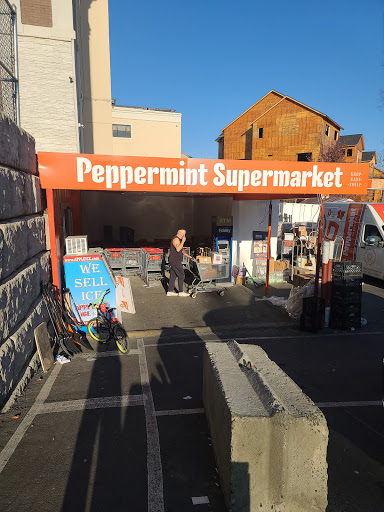 Peppermint supermarket, 33 Dinev Road #003, Kiryas Joel, NY 10950, USA, 