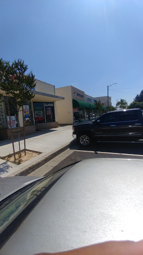 Optician «Douglas Optical», reviews and photos, 4501 E Carson St # 101, Long Beach, CA 90808, USA