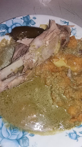 Grocery Store «H & R Grocery», reviews and photos, 13583 Old Valley Pike, Edinburg, VA 22824, USA