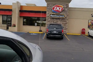 Dairy Queen image