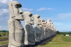 Moai Statue image