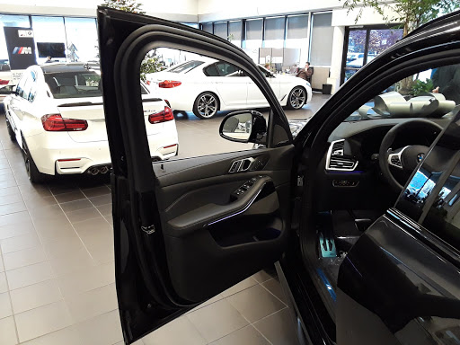 BMW Dealer «BMW of San Rafael», reviews and photos, 1599 Francisco Blvd E, San Rafael, CA 94901, USA