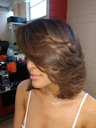 Hair Salon «Dominican Hair Salon», reviews and photos, 4409 N Tryon St G, Charlotte, NC 28213, USA