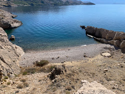 Plaza - Mali Pecen'in fotoğrafı dağlarla çevrili