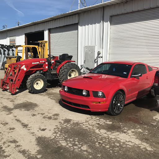 Auto Body Shop «ACM BODY & FRME INC. dba ACM Tractor Sales», reviews and photos, 2407 S Interstate Hwy 35 #120, San Marcos, TX 78666, USA