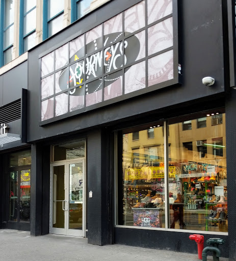 Shoe Store «Journeys», reviews and photos, 42B W 14th St, New York, NY 10011, USA