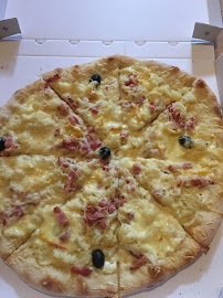 Plats et boissons du Pizzas à emporter A c'roq à Roquefort-sur-Soulzon - n°3