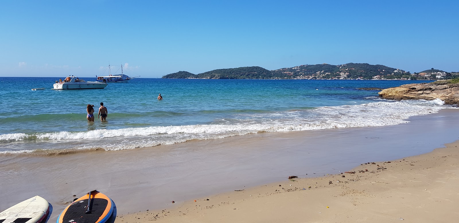 Foto de Praia dos Amores zona salvaje