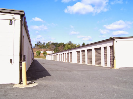 Self-Storage Facility «Charlottesville Self Storage», reviews and photos, 1501 Avon Street Ext, Charlottesville, VA 22902, USA