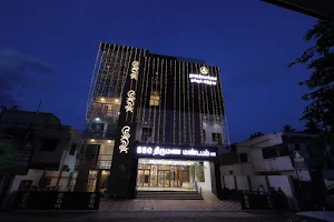 Rajamselva Hotel - Sirkazhi image
